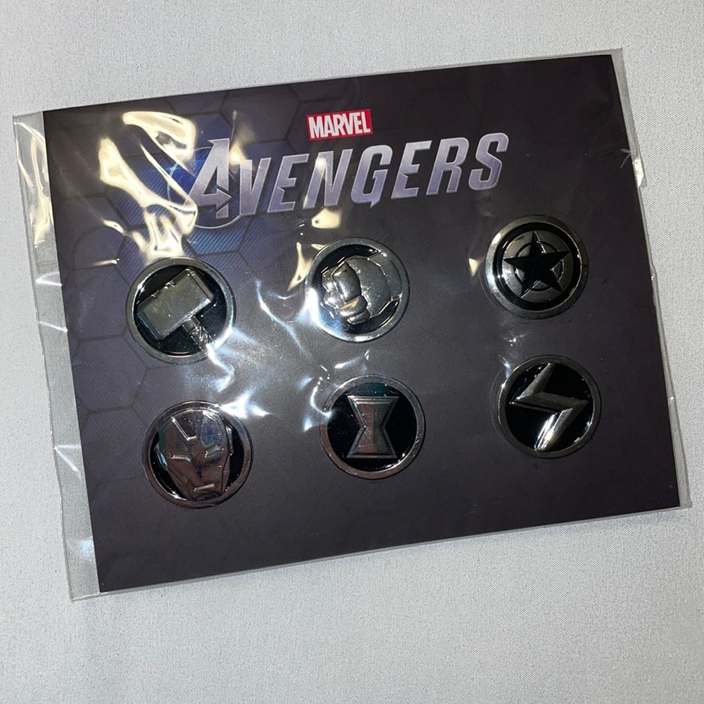 Marvel Avengers Pin Set, New in Plastic